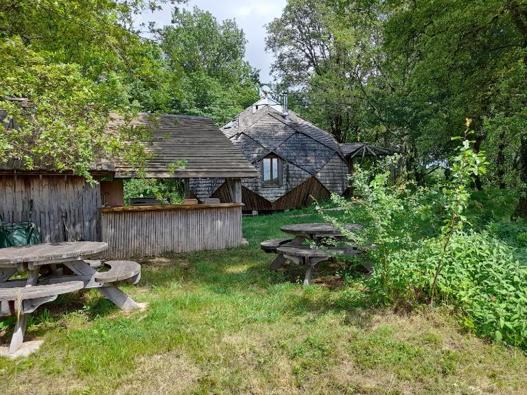 Chambres en roulotte sur lieu atypique de ressourcement - B&B Mauzac