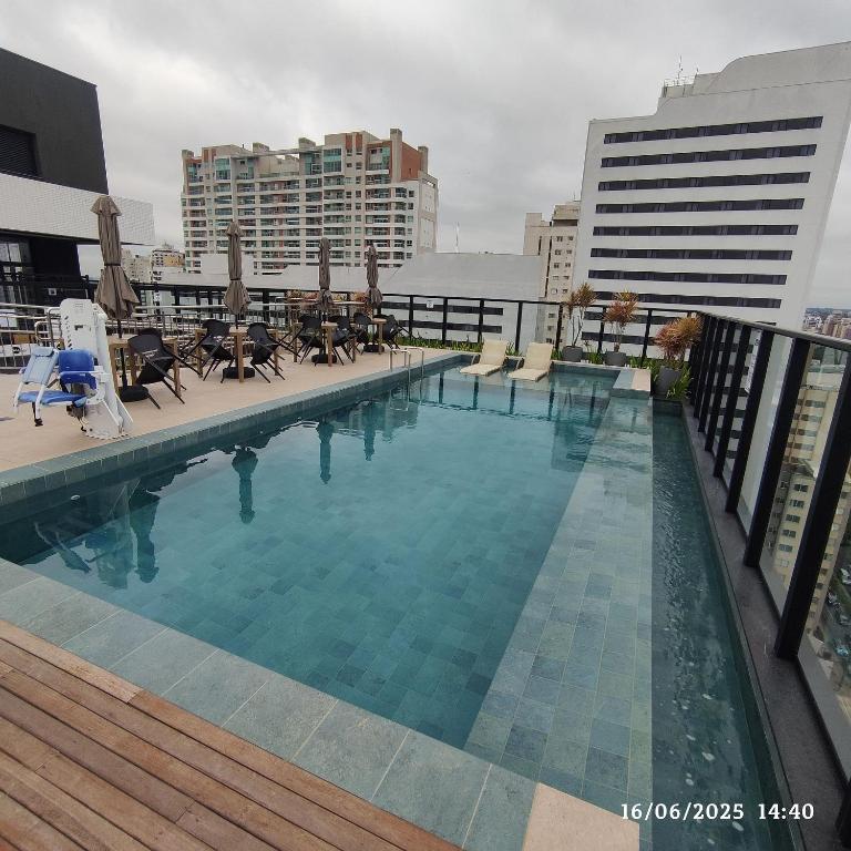 Apto no All Batel finamente mobiliado perto do shopping Curitiba - Bed and Breakfast Curitiba