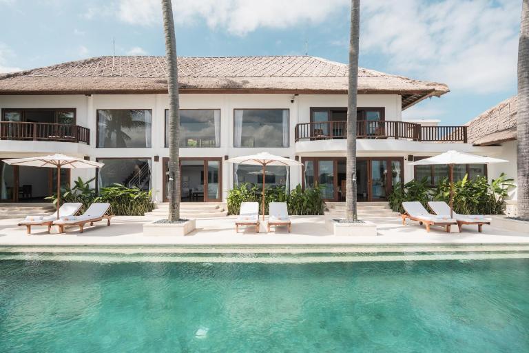 Villa Blanca by Alfred in Bali - B&B Manggis