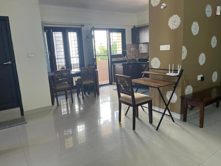 2 Bedroom Family apartment in cooke town - B&B Bengaluru