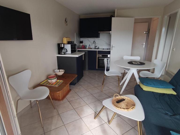 Bel appartement 2 pièces proche mer avec parking - FR-1-712-93 - B&B Villers-sur-Mer