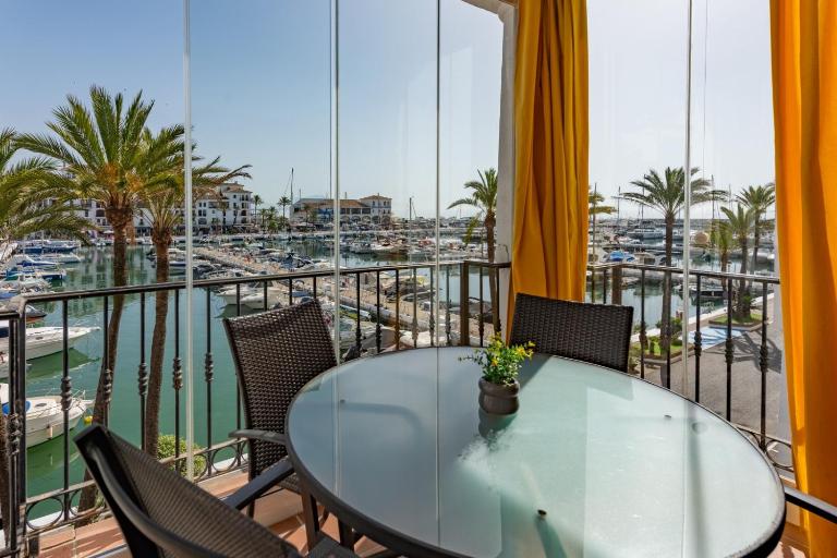 221 marina real - B&B Manilva