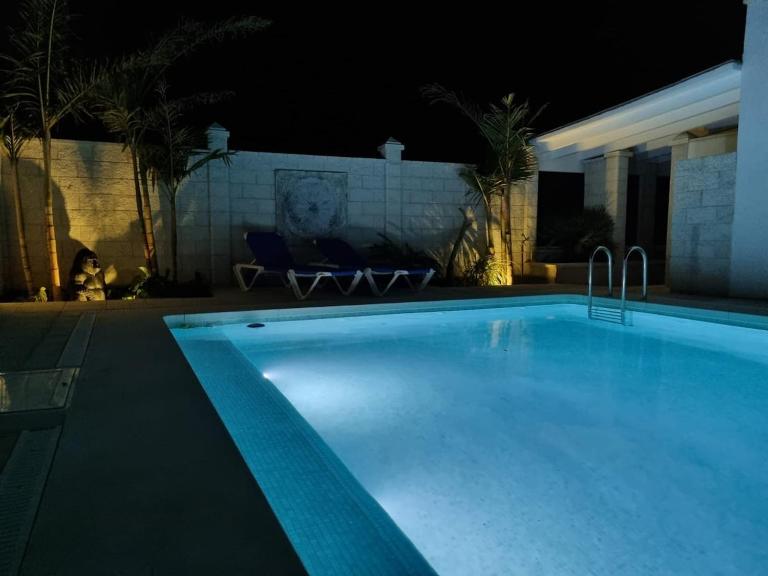 The Loft con Piscina Privada by Villa Chanel Boutique Apartments - B&B Rincón de la Victoria