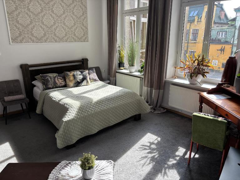 Apartamenty Stare Miasto Jagielloński Parking - B&B Nowy Sącz
