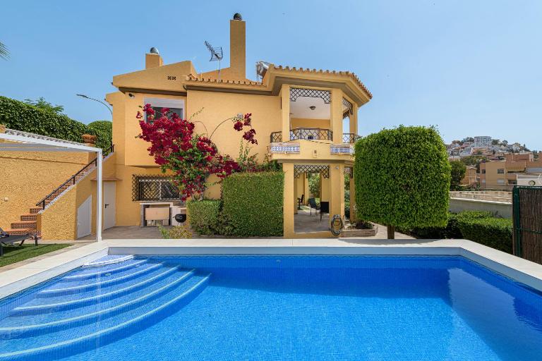 WintowinRentals House with Private Pool in Rincón - B&B Rincón de la Victoria