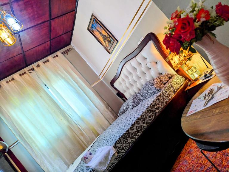Rams Eng Home - B&B Douala