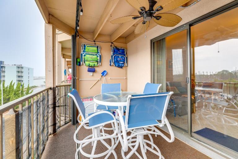 Steps to Beach: Condo w/ Pool in Ocean City! - Chambres d'hôtes Ocean City