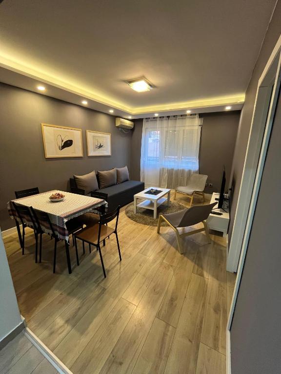 Sava square apartment - B&B Belgrado