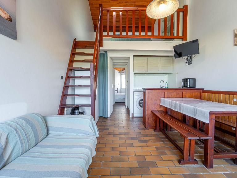 Mimizan Plage Sud : Bel appartement pour 4, proche océan, parking privatif - Ménage inclus - FR-1-50-183 - Chambres d'hôtes Mimizan
