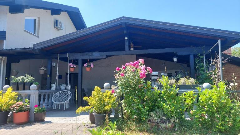Kod ANE - Bed and Breakfast Belavići