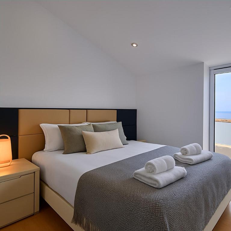Faro de Corrubedo by Serendipia Turismo - B&B Santa Uxía de Ribeira