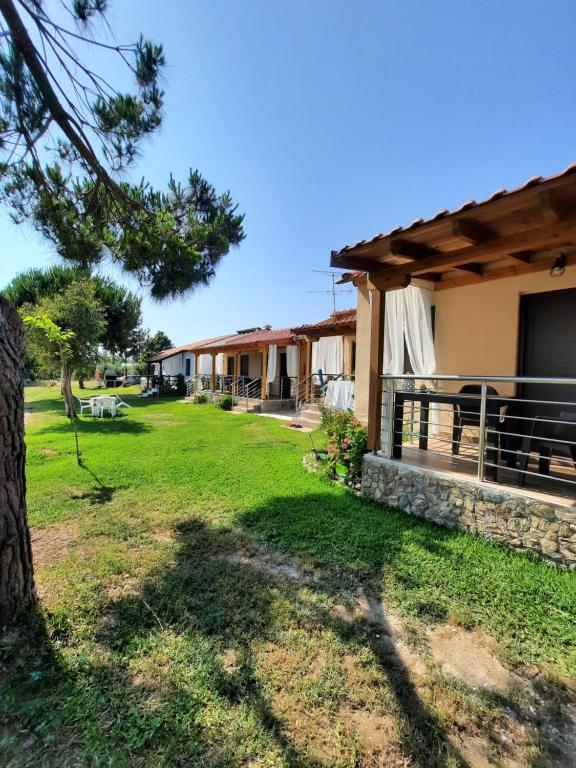Bungalows anestis - Bed and Breakfast Toróni