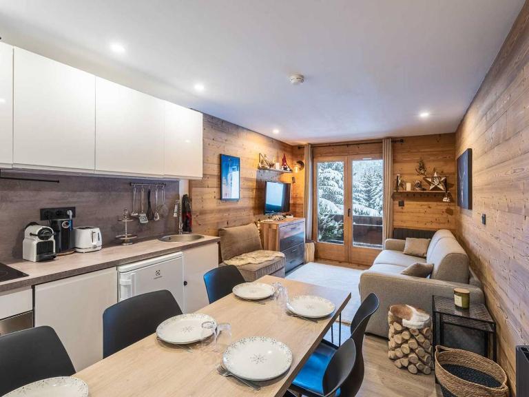 Appartement 3 pièces avec balcon, wifi et animaux acceptés à Méribel - FR-1-355-201 - B&B Bussière