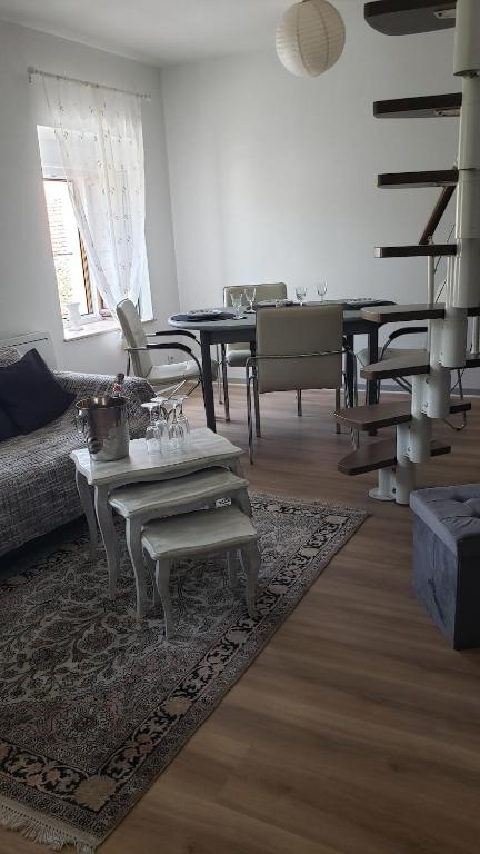 Le Nid Daudèce - B&B Le Châtelet-sur-Sormonne