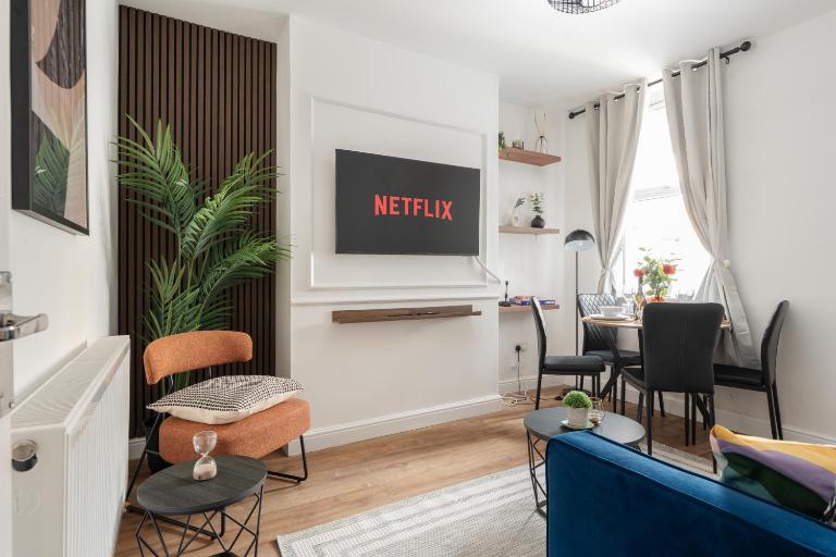 Modern 4bedroom City Home Near LFC - B&B Liverpool