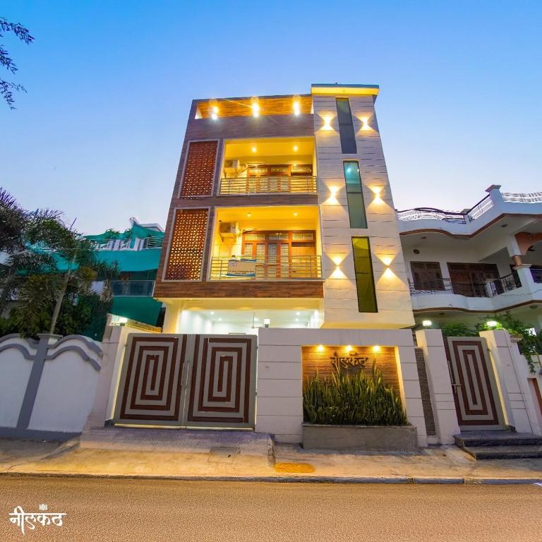 Neelkanth - 2-BHK Flat Near BHU - Chambres d'hôtes Vârânasî