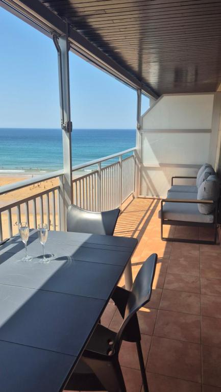 Apto en 1ª linea de playa, Bakio - Ferienwohnung Bakio