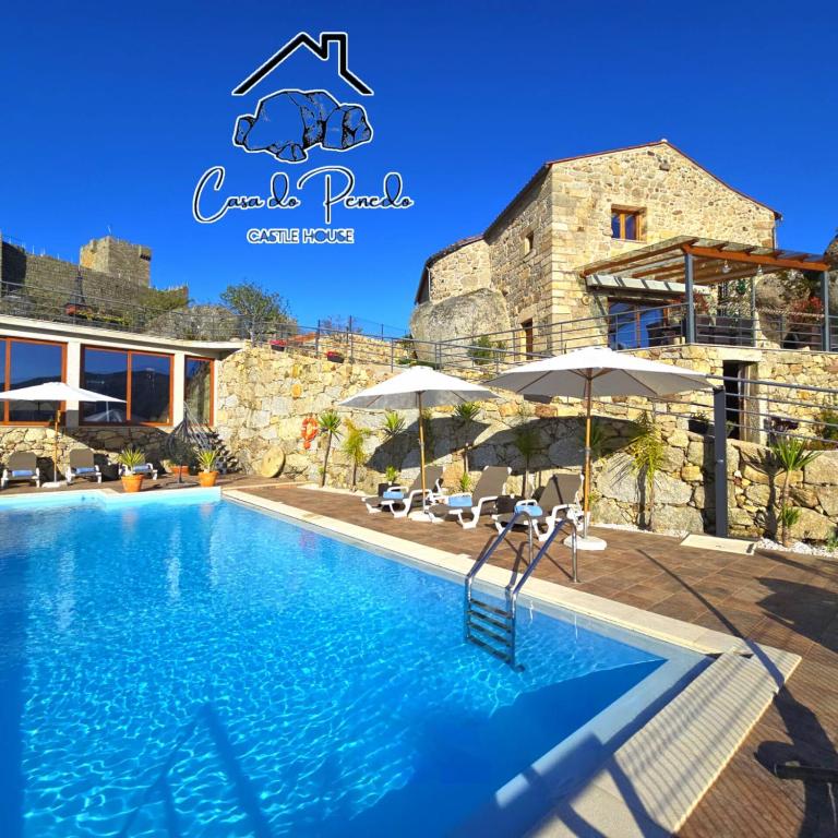 Casa do Penedo Castle House - B&B Linhares