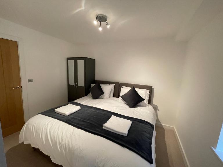 Lovely 1 bed apartment in the heart of High Wycombe town centre - B&B High Wycombe