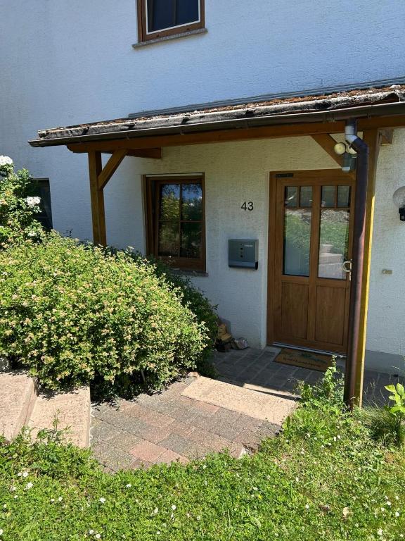 Fewo Storchenschnabel - Bed and Breakfast Simmertal