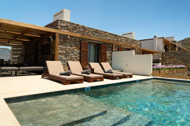 Kea 360 VILLAS - Aristaeus Abode - Chambres d'hôtes Korissía