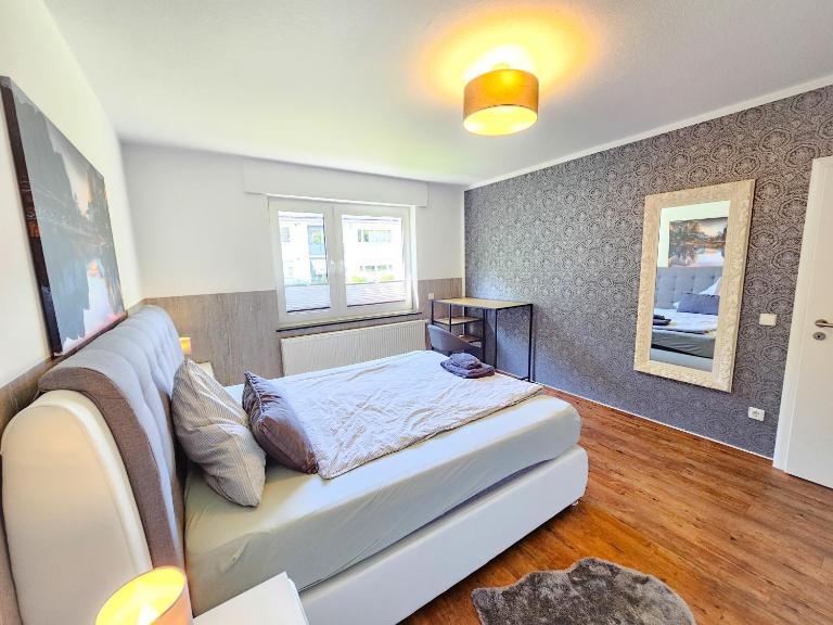 EcoCube 141 - Terrasse, 3Zimmer, Waschmaschine, Backofen, 5Pers - Ferienwohnung Meppen