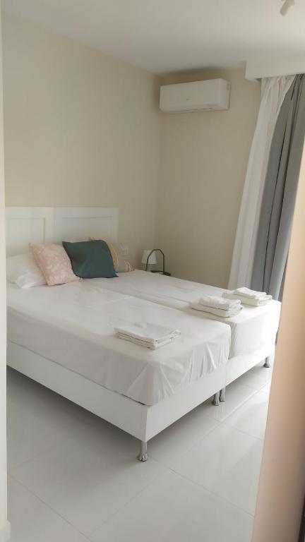 MeTime3 - B&B Párga