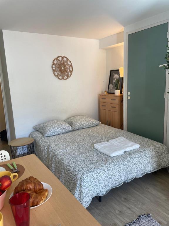 Studio Central avec Parking Gratuit - B&B Laval