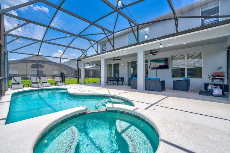 Terra Verde Lakeview Escape - Bed and Breakfast Kissimmee