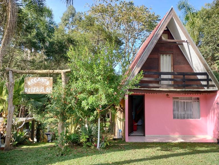 Pousada Recanto do Beija Flor - Bed and Breakfast São José dos Pinhais