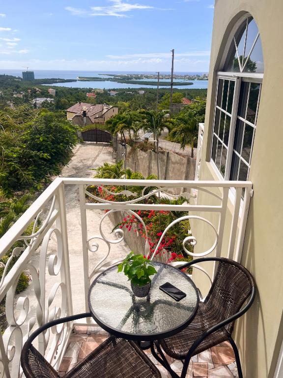 Lagoon View Estates - B&B Bahía Montego
