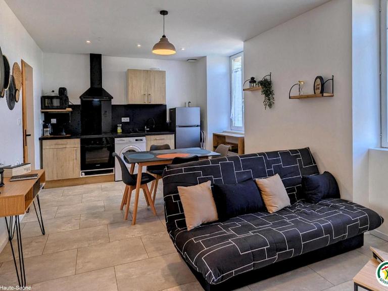 La ville à la campagne - Appartement rénové à Héricourt - FR-1-583-490 - Chambres d'hôtes Héricourt