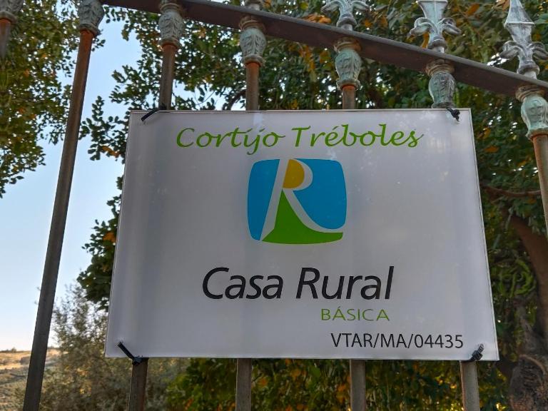 Los Tréboles - B&B Periana