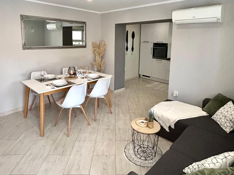 Apartman Petra - Chambres d'hôtes Gustirna