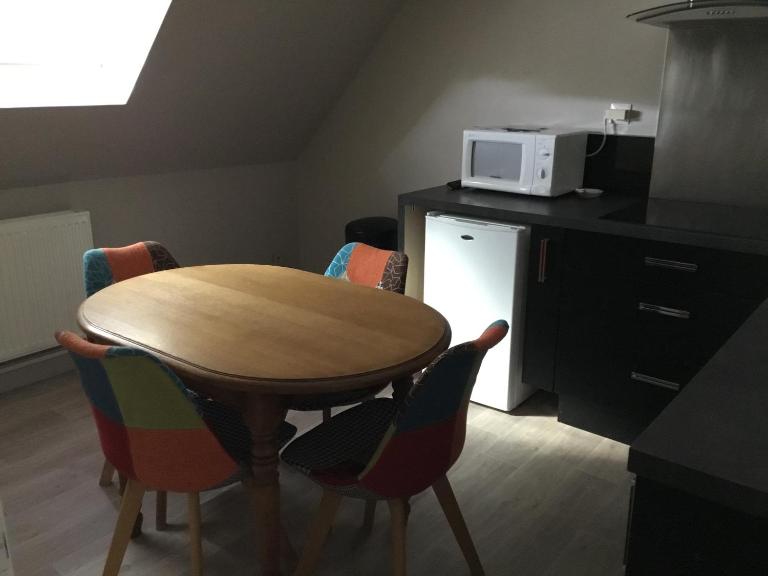 Maison 1er étage chéreng 6kms stade Pierre Mauroy 4 personnes - Chambres d'hôtes Chéreng