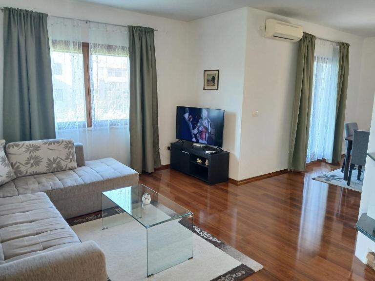 Apartman Mira - B&B Kutleše