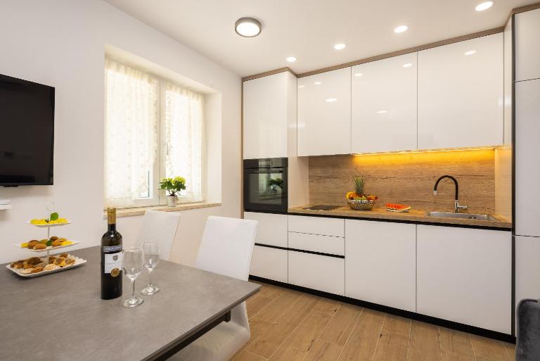 La Perla - Downtown House - B&B Omiš