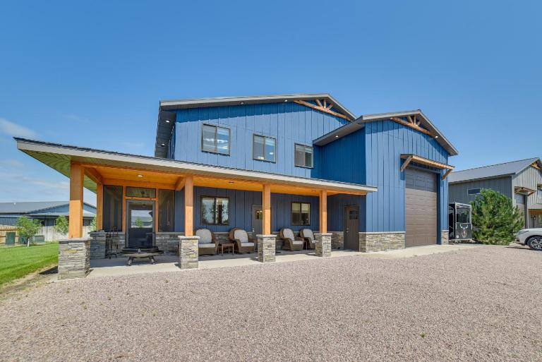 Missouri River Retreat < 1 Mi to the Water! - B&B Pierre
