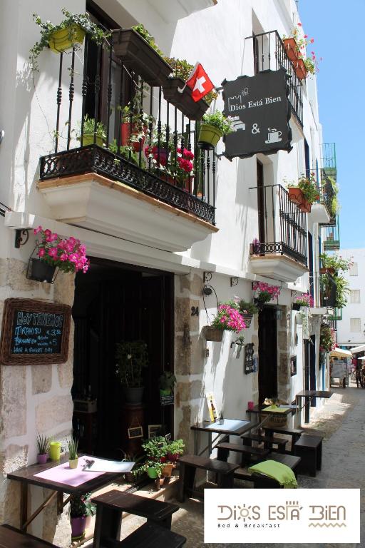 Dios Esta Bien - B&B Peñíscola
