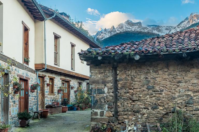 Casa Soles Naturaleza y Tranquilidad en los Picos de Europa - B&B Congarna