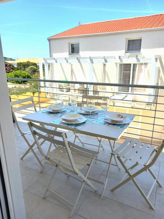 Affittimoderni Isola Rossa Borgo - Ulivi 9 - Chambres d'hôtes Isola Rossa