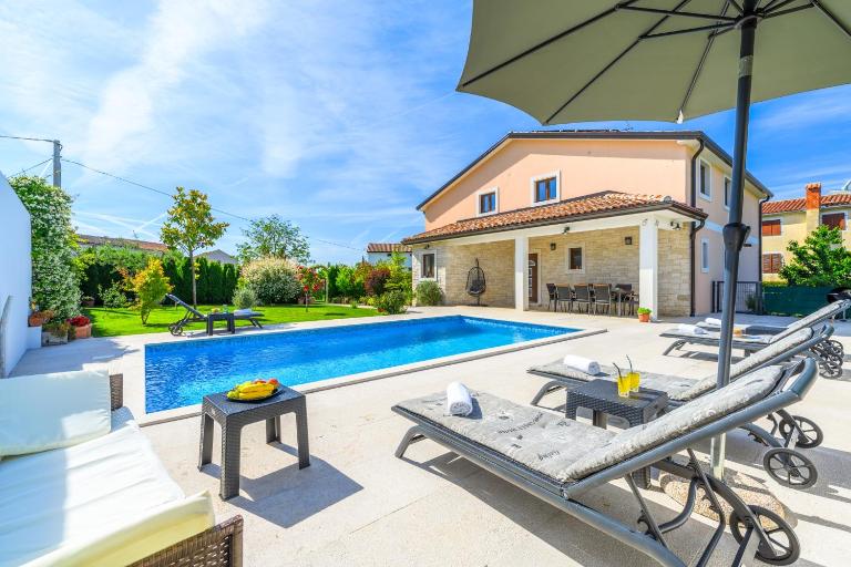 Villa SA-RA by Briskva - B&B Brtonigla