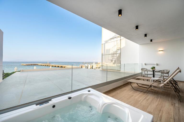 SoleLuna 1-On the Beach-Hot Tub-Smart Home - Ferienwohnung Kos