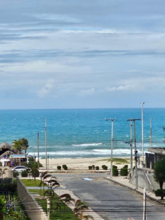 Apartamento na Praia do Futuro a 100m da Praia Mobiliado - Bed and Breakfast Fortaleza