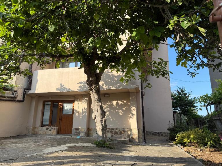 Къща за Гости Морска звезда - B&B Ahtopol