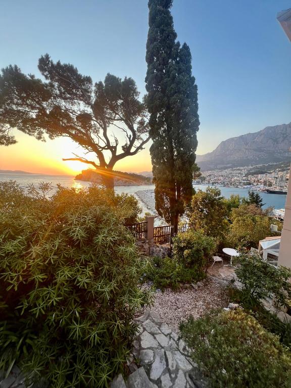 Nugal Apartment Makarska - B&B Macarsca