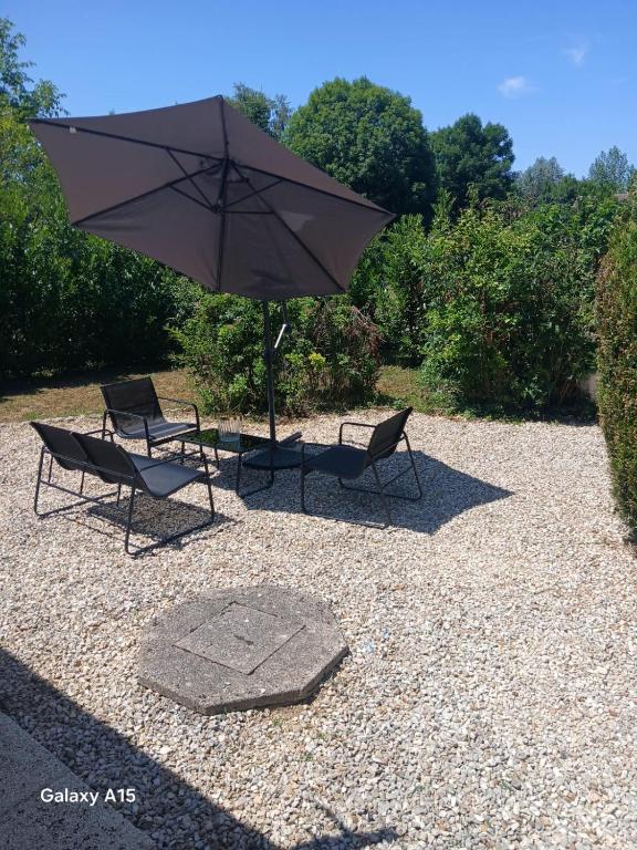 Jolie maison - B&B Gurgy