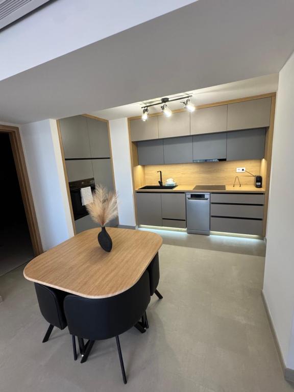 Eden Pécs - Luxus színvonal, belvárosi kényelem - Ferienwohnung Fünfkirchen