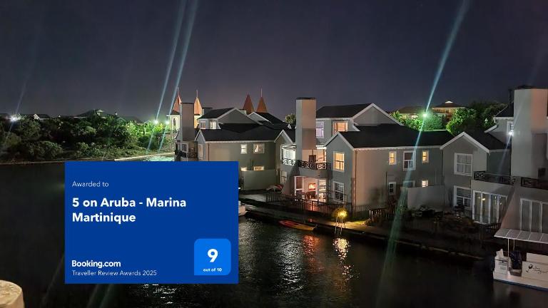 5 on Aruba - Marina Martinique - B&B Jeffreys Bay