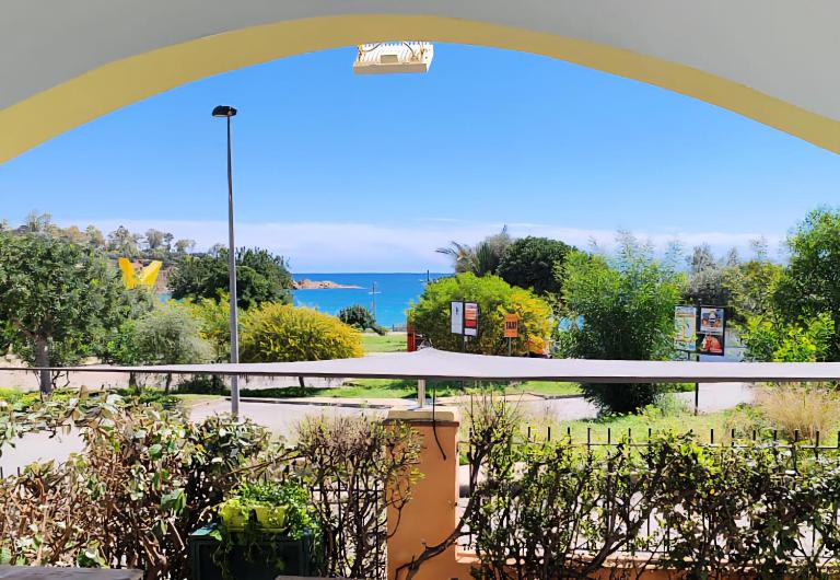 Lighthouse Villa - B&B Arbatax